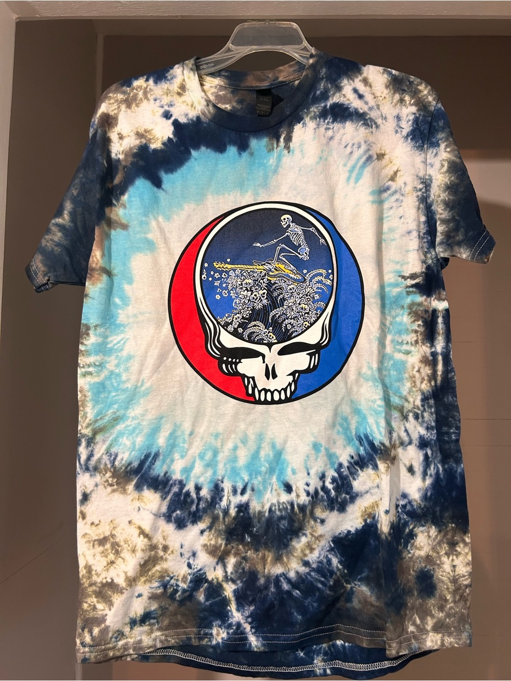 Old Navy Blue White Tie-Dye Skull Surf Graphic Tee